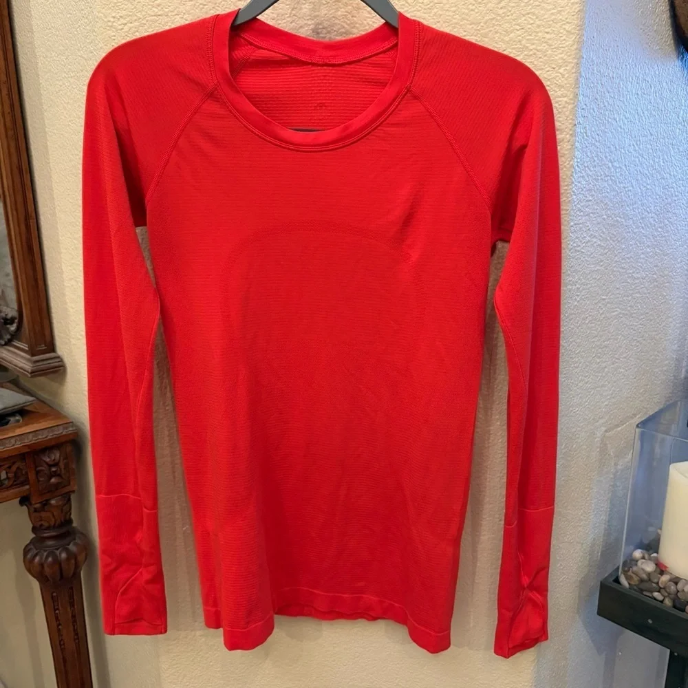 LULULEMON Women Orange Swiftly Tech Long Sleeve Shirt Size 6